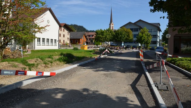 Strassen- & Belagsbau Strassen- & Belagsbau